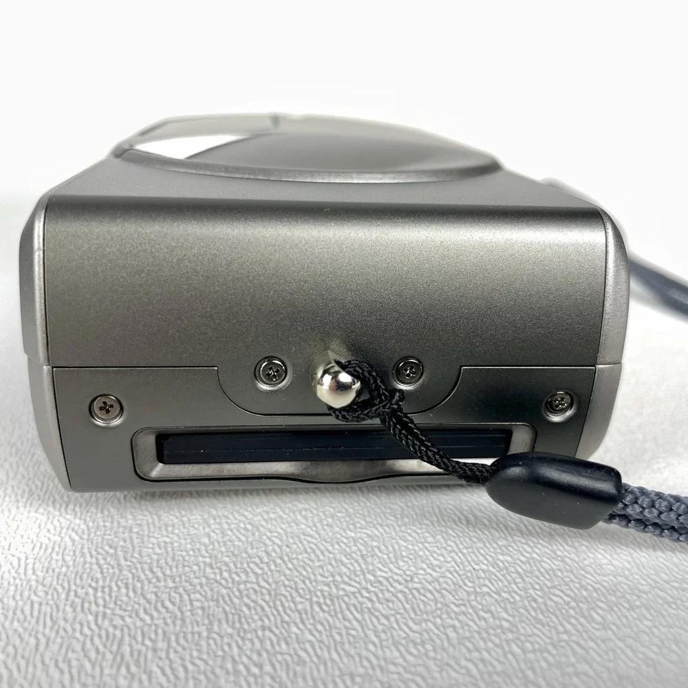 Konica Q-M200 Digital Camera 2.1MP Vintage Y2K Complete Box CCD Retro works